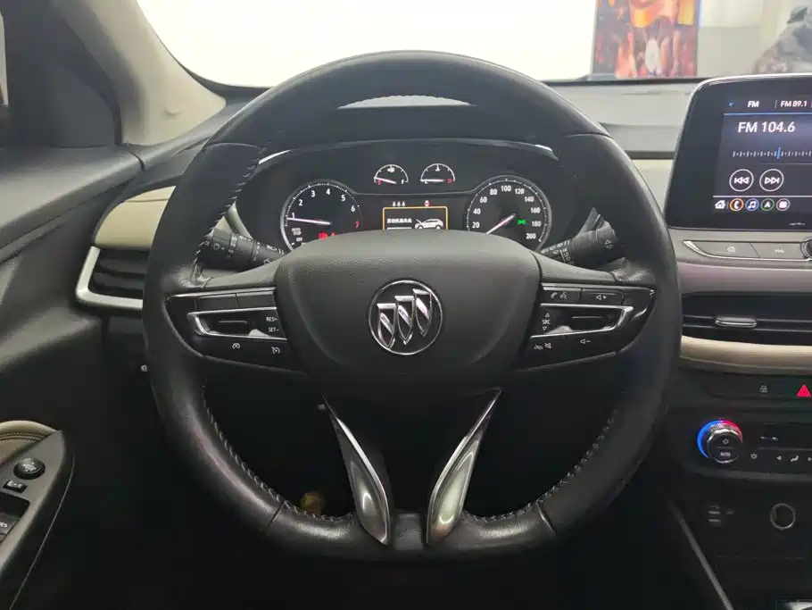 Фото 15 - Buick Encore