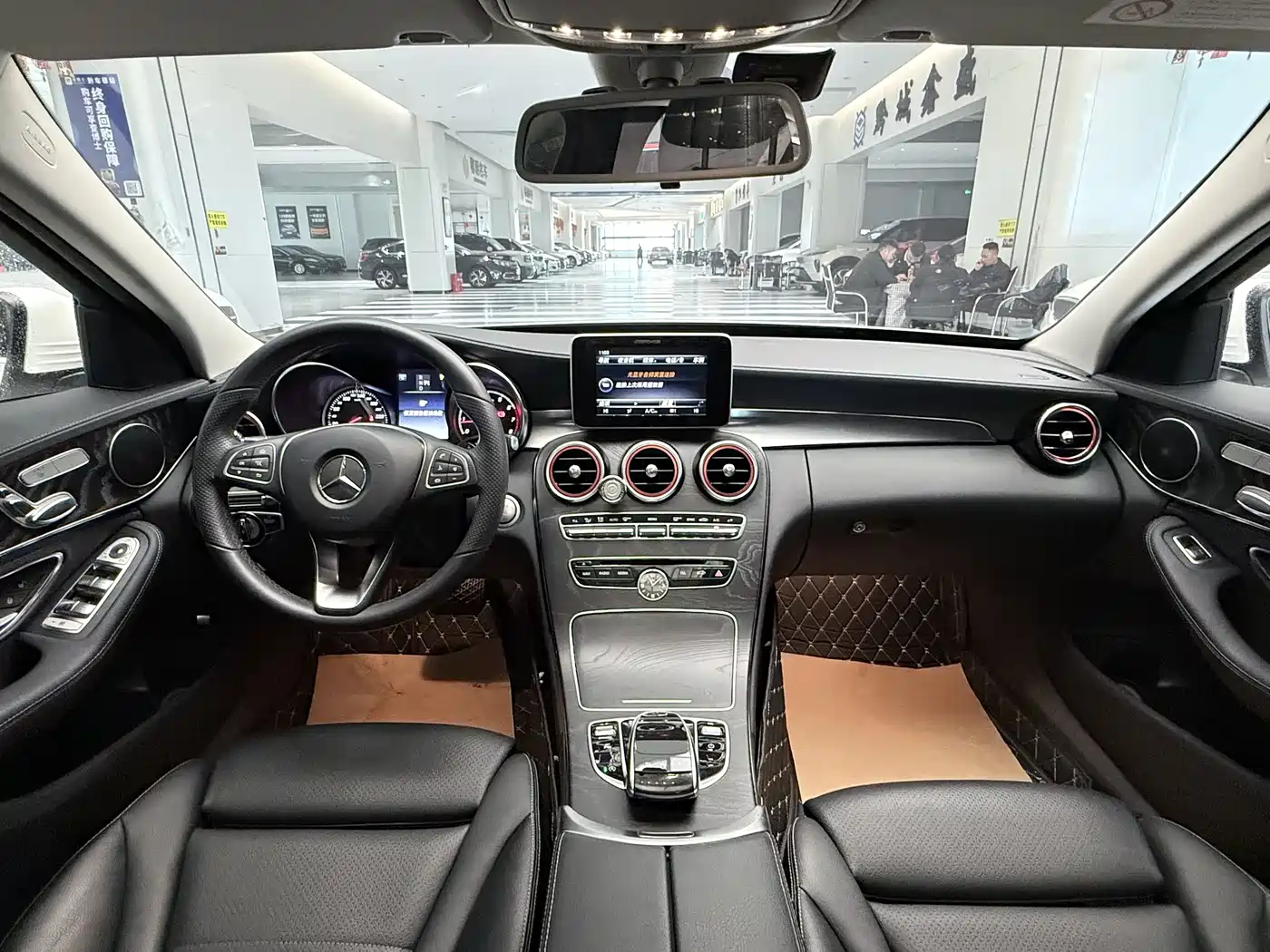 Mercedes-Benz C-Class 2017 C 200 L Sport фото 8