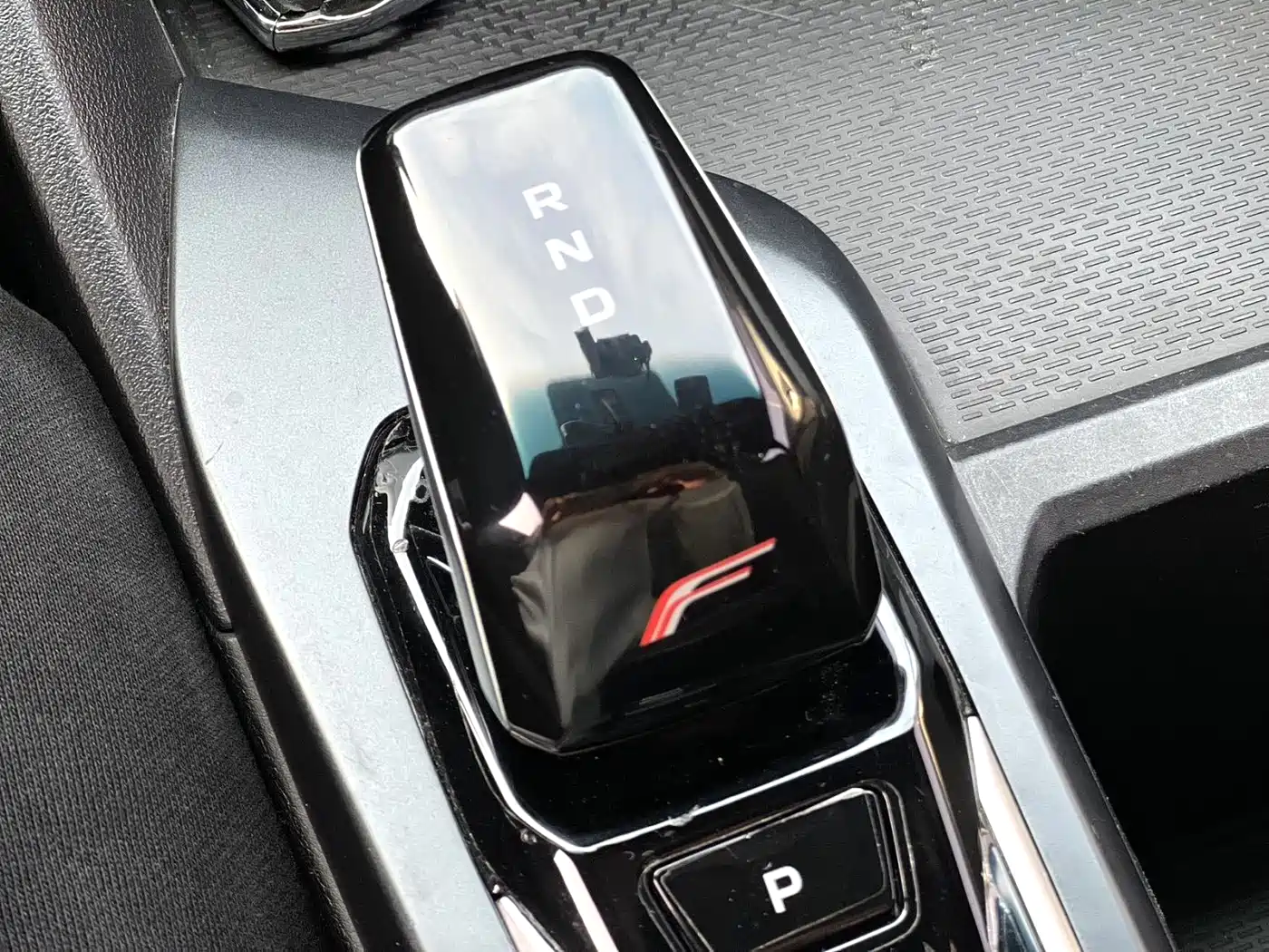 GEELY AUTOMOBILE BINRUI