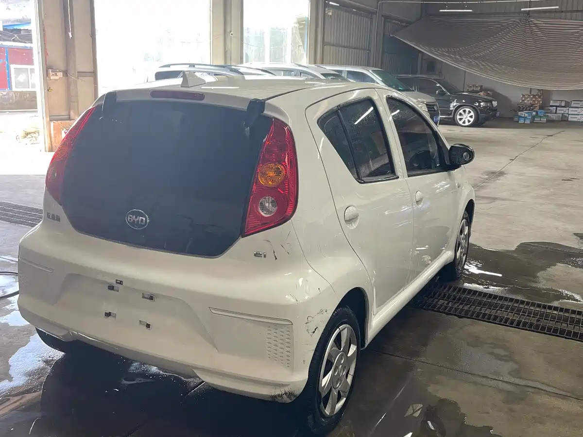 BYD e1 2019 2019 Joy Edition