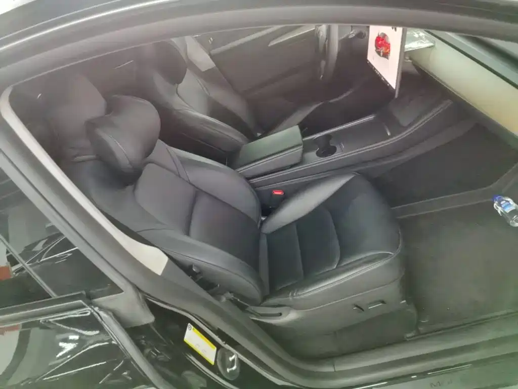 Фото 25 - Tesla Model Y