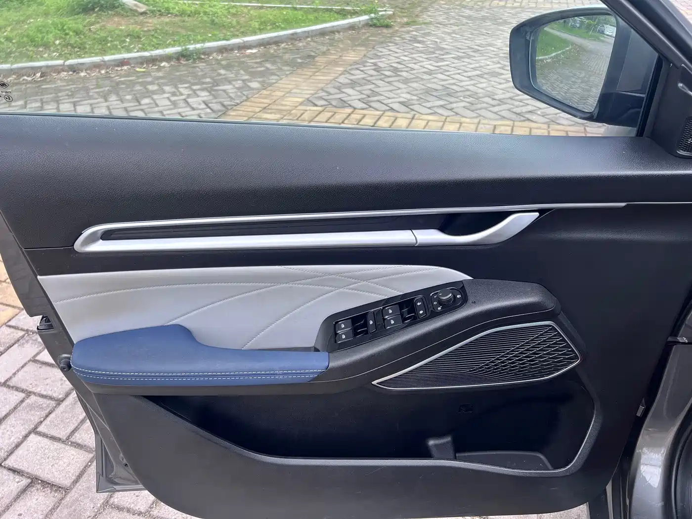 GEELY AUTOMOBILE EMGRAND