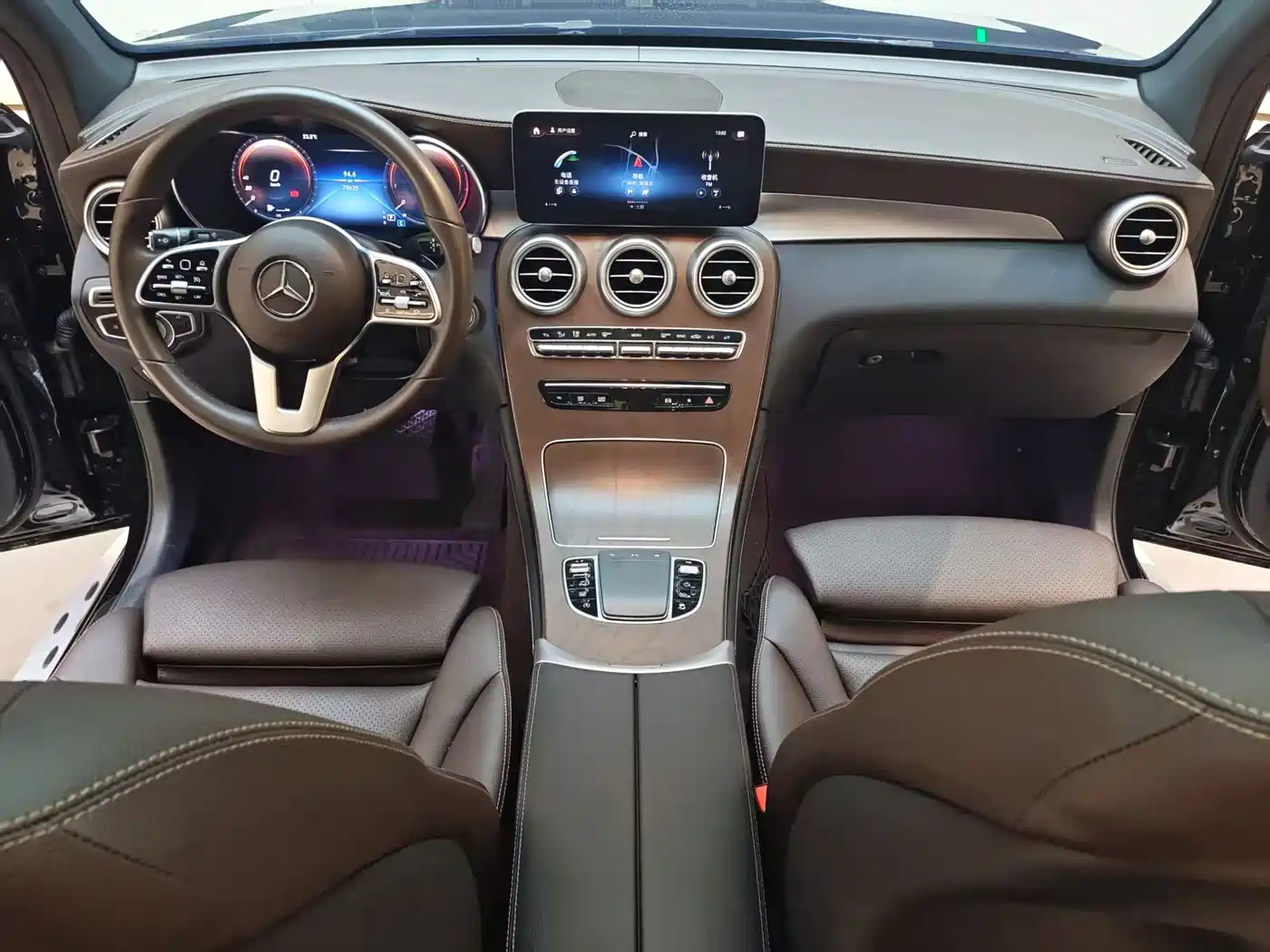 Mercedes-Benz GLC 2020 GLC 260 L 4MATIC Luxury фото 16