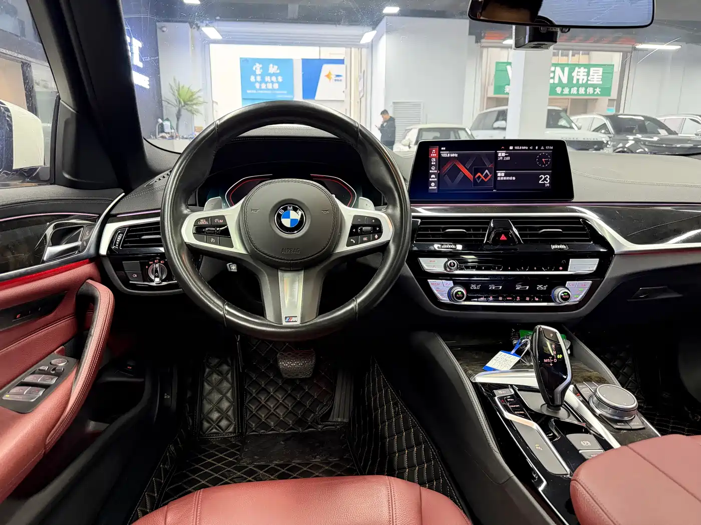 BMW 5 Series 2020 530Li Leading M Sport Package фото 7