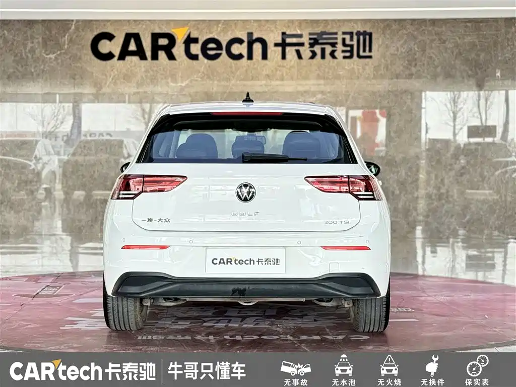 Volkswagen Golf 2023 Model 200TSI DSG фото 6