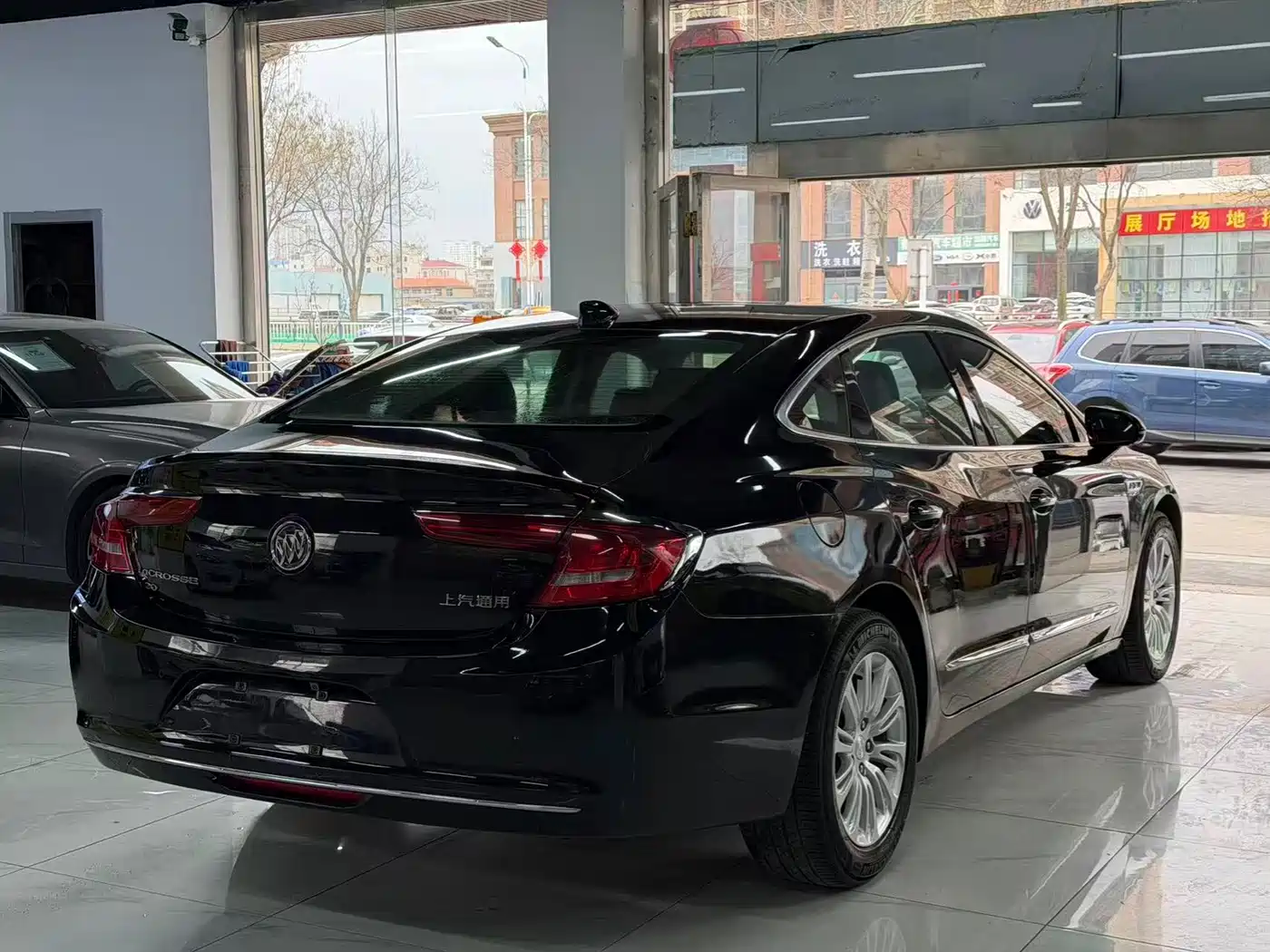 Buick LaCrosse 2018 Model 20T Elite Edition фото 5