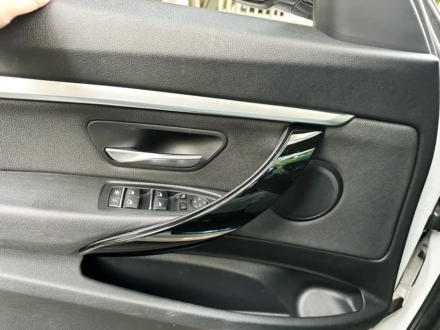 BMW 3 Series GT 2020 320i M Sport Package фото 11