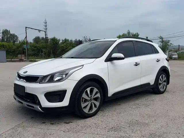  Kia KX CROSS 2017 1.4L AT GLS