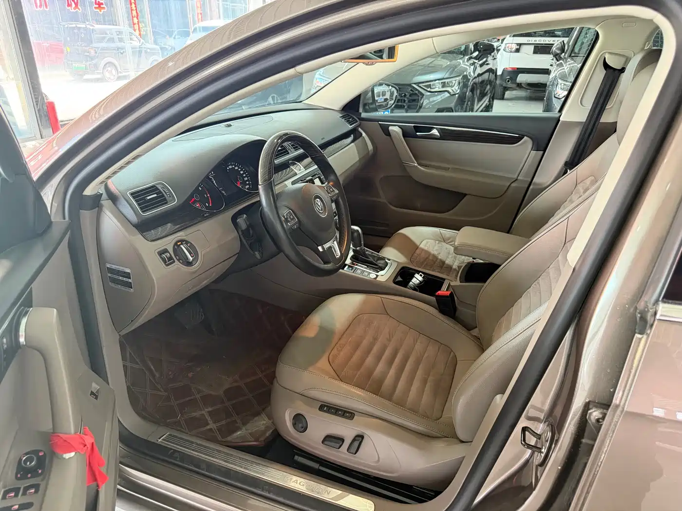 Volkswagen Magotan 2013 1.8TSI Premium фото 7