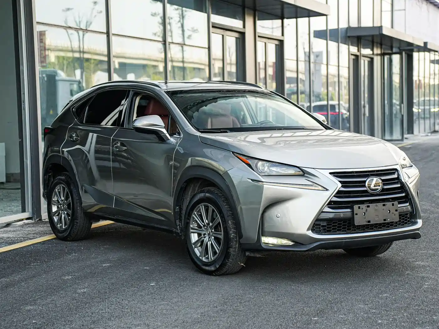 Lexus NX 2016 200 AWD F Sport фото 3