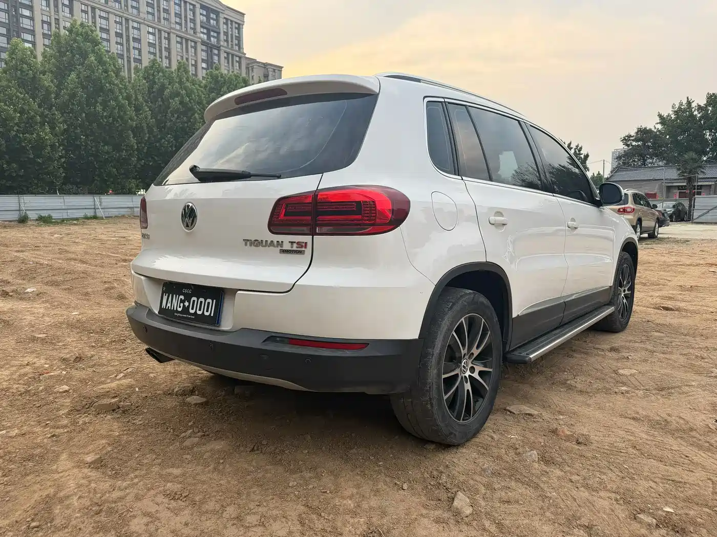 Volkswagen Tiguan 2015 1.8TSI Automatic 4WD Highline фото 9