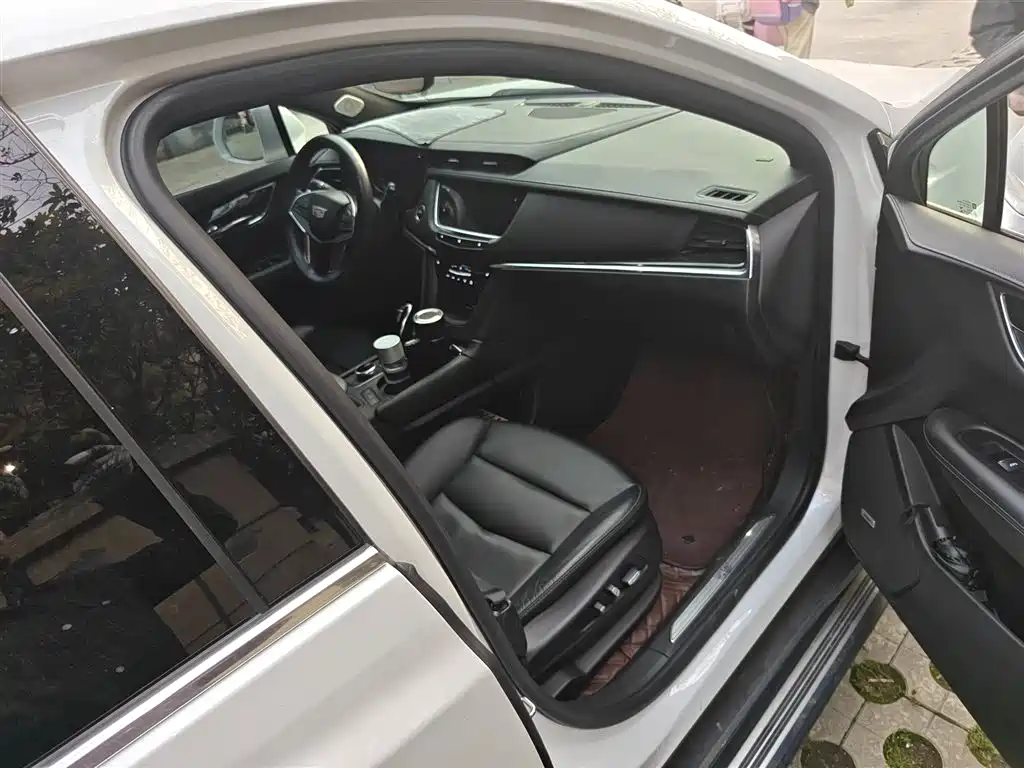 Cadillac XT5 2020 28T AWD Luxury Model фото 20