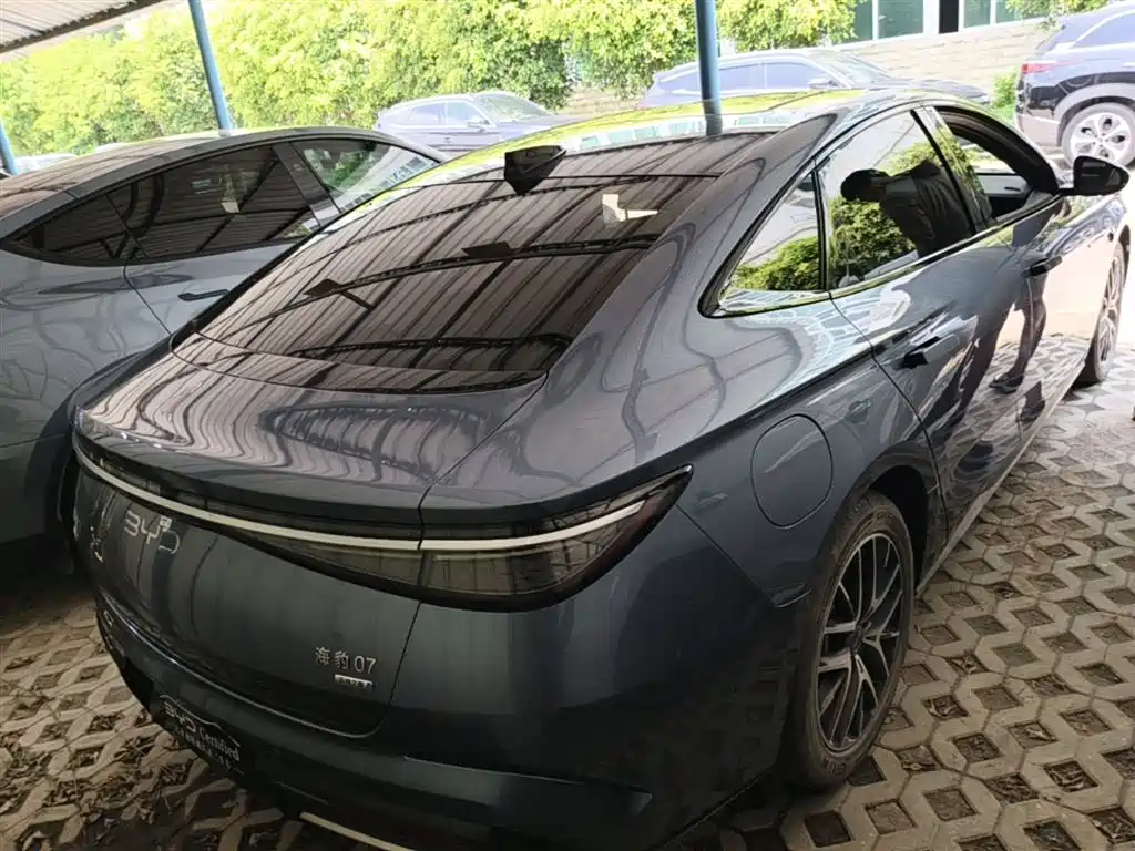 BYD Seal 07 DM-i 2025 Smart Drive Edition DM-i 1.5L 125km Premium фото 7