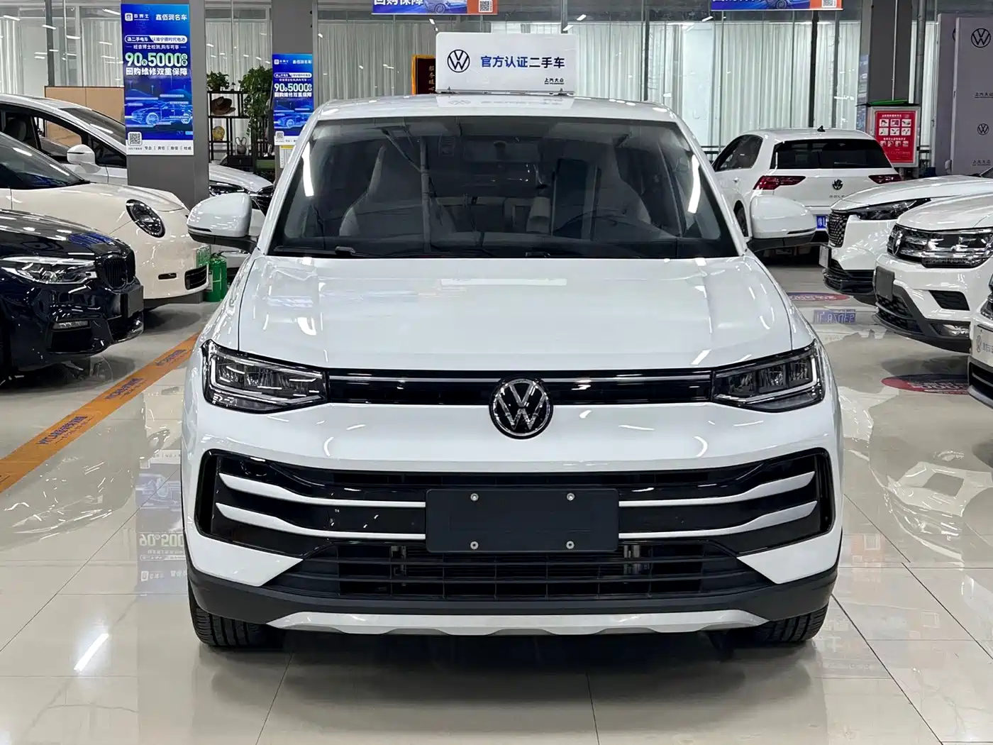 Volkswagen Tharu 2025 Model Rising Star 1.5L Advance Edition фото 2