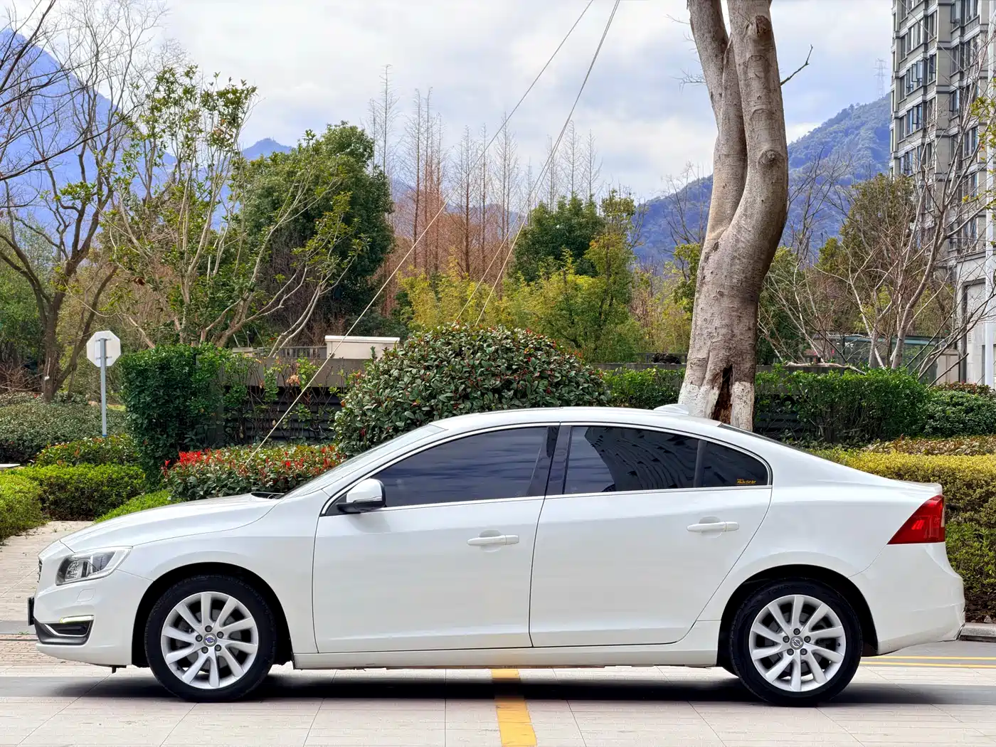 Photo 18 - Volvo S60