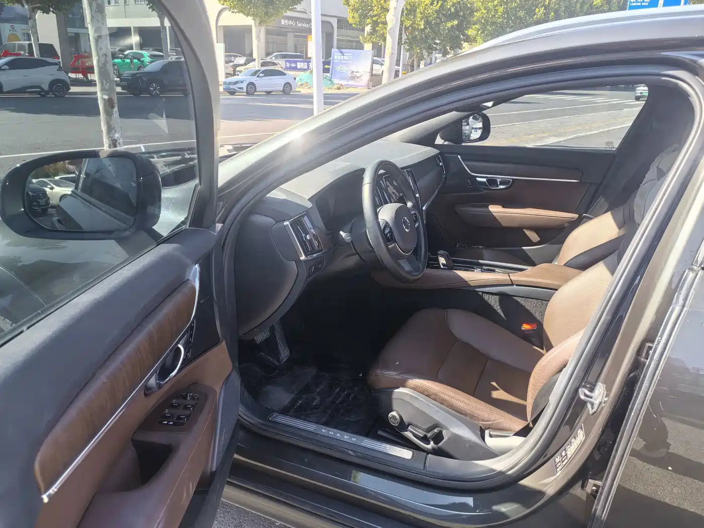 Volvo V90 2021 2021 Model Cross Country B5 AWD Smart Edition