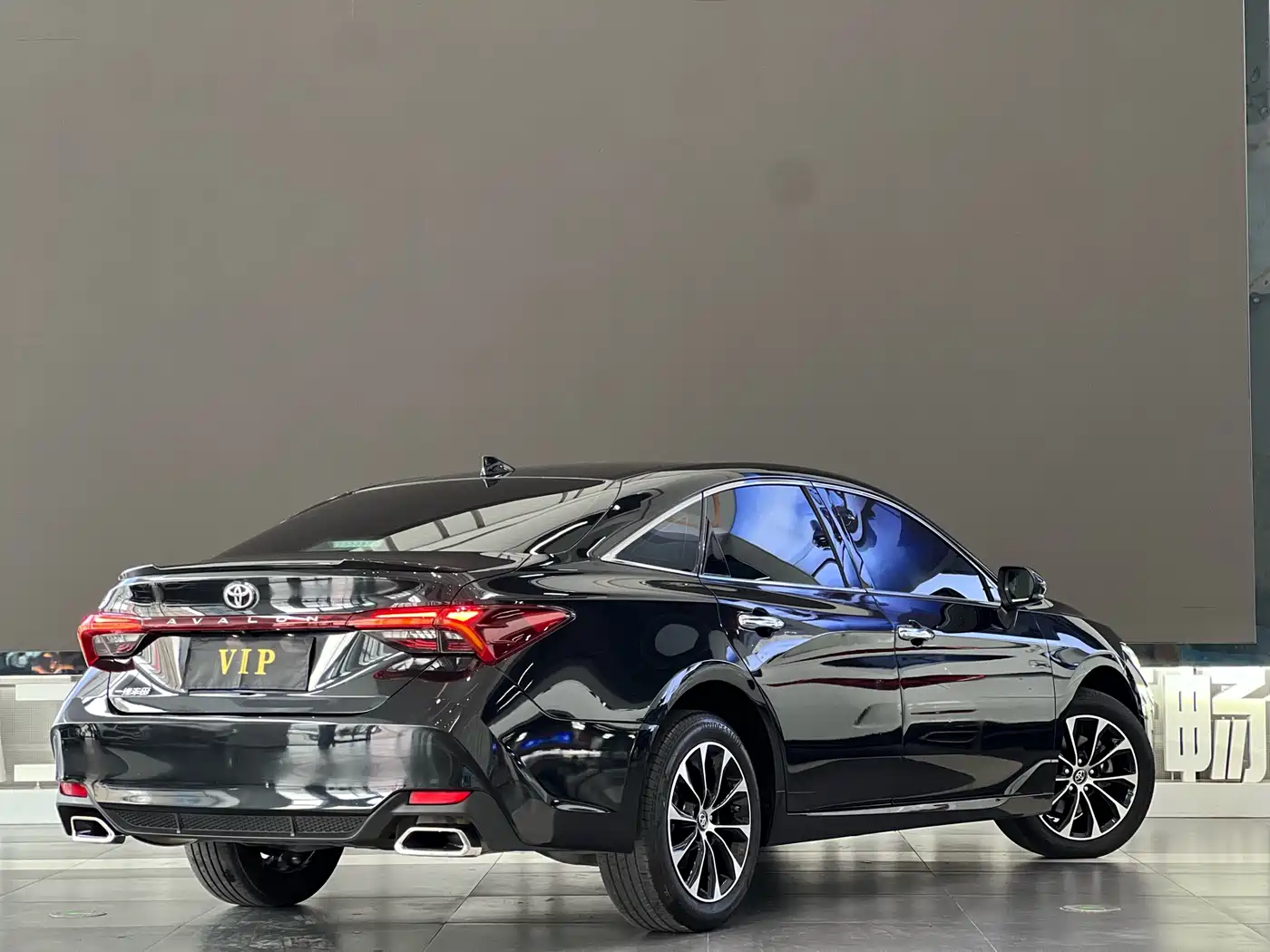Toyota Avalon 2023 2.5L Luxury Edition фото 22