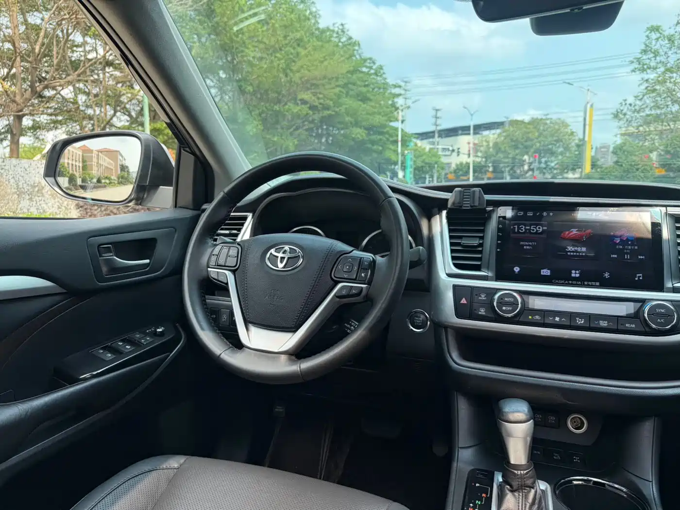 Toyota Highlander 2018 2.0T 4WD Luxury 7-seater China VI фото 22