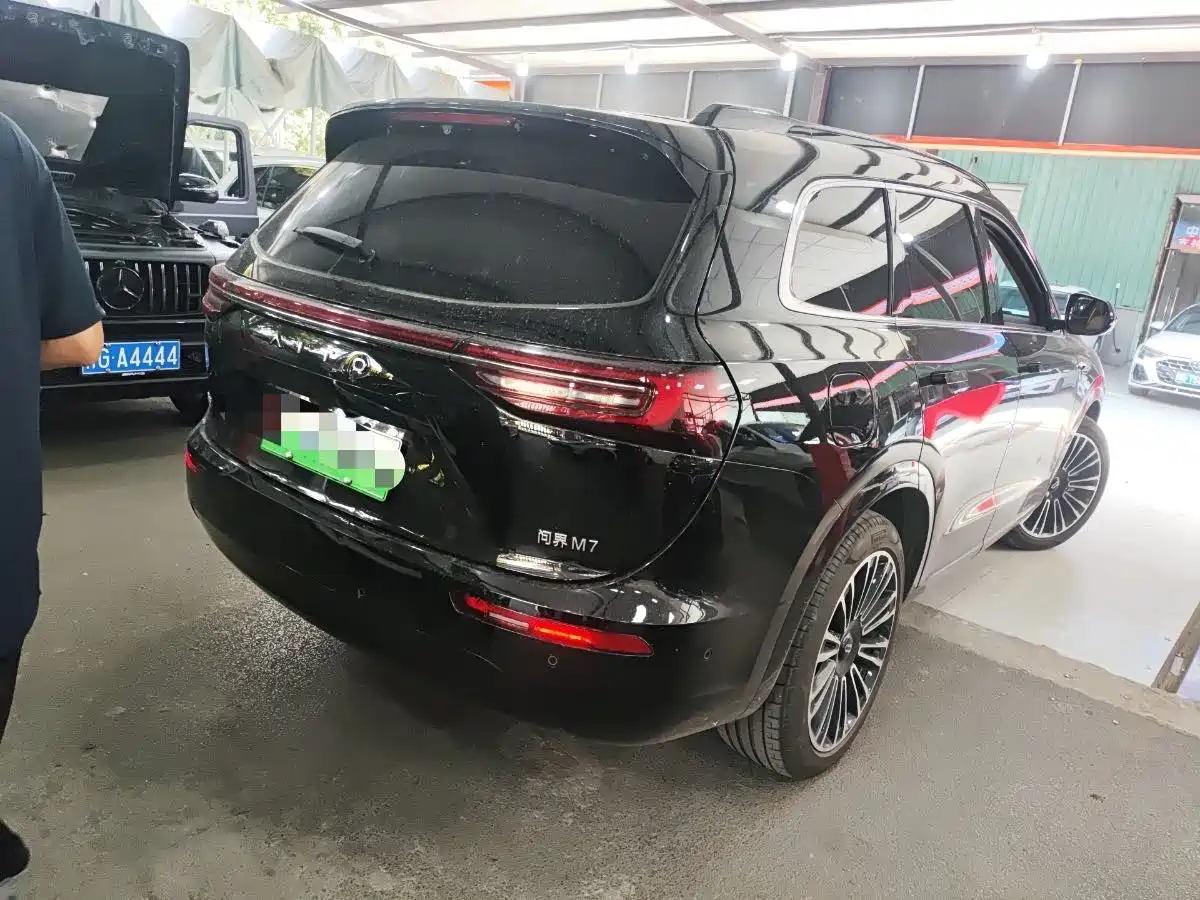 AITO Wenjie AITO M7 2024 1.5T Smart Drive RWD Ultra 5-seater фото 3