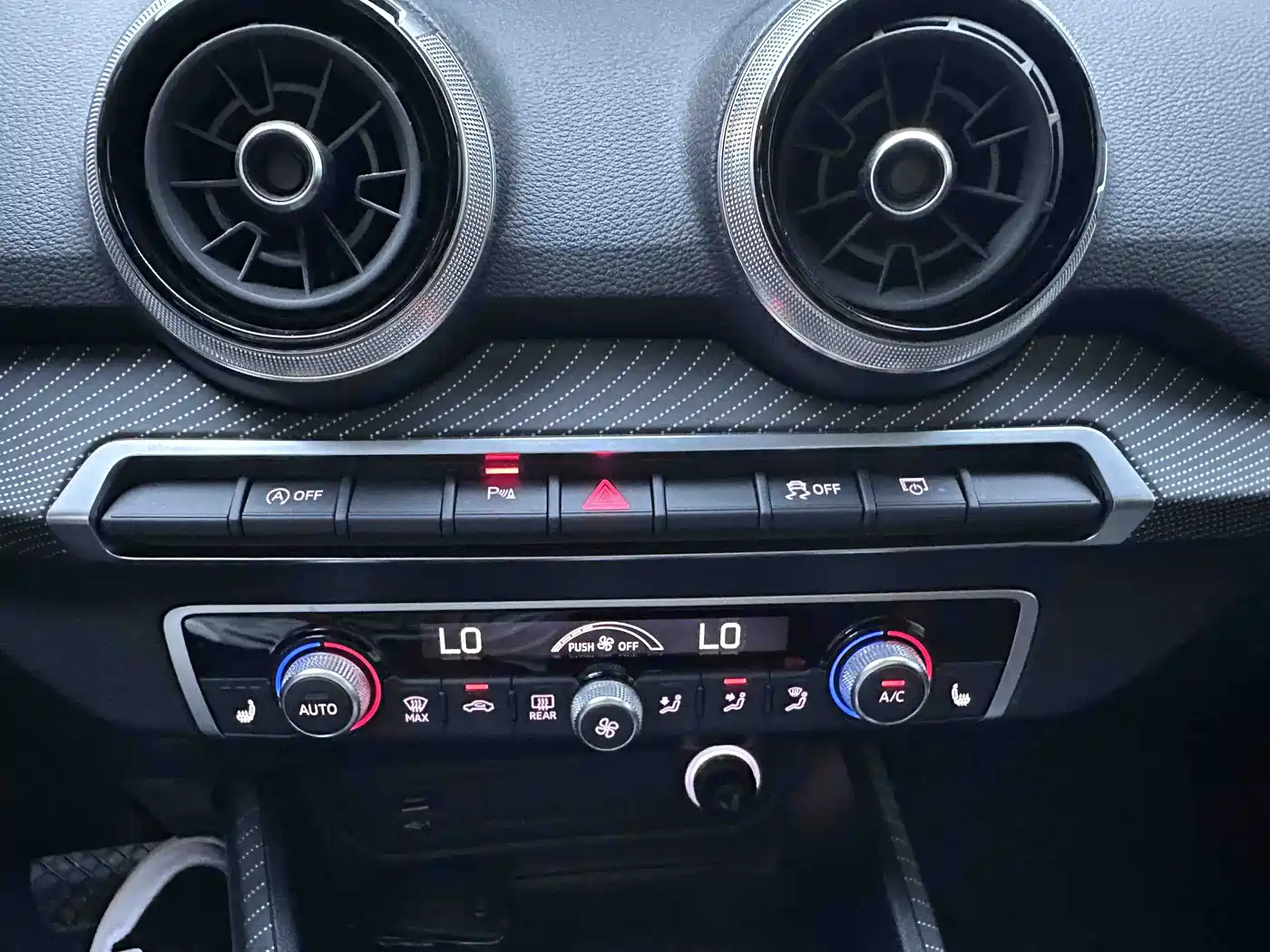 Audi Q2L 2022 35 TFSI Luxury Dynamic фото 11