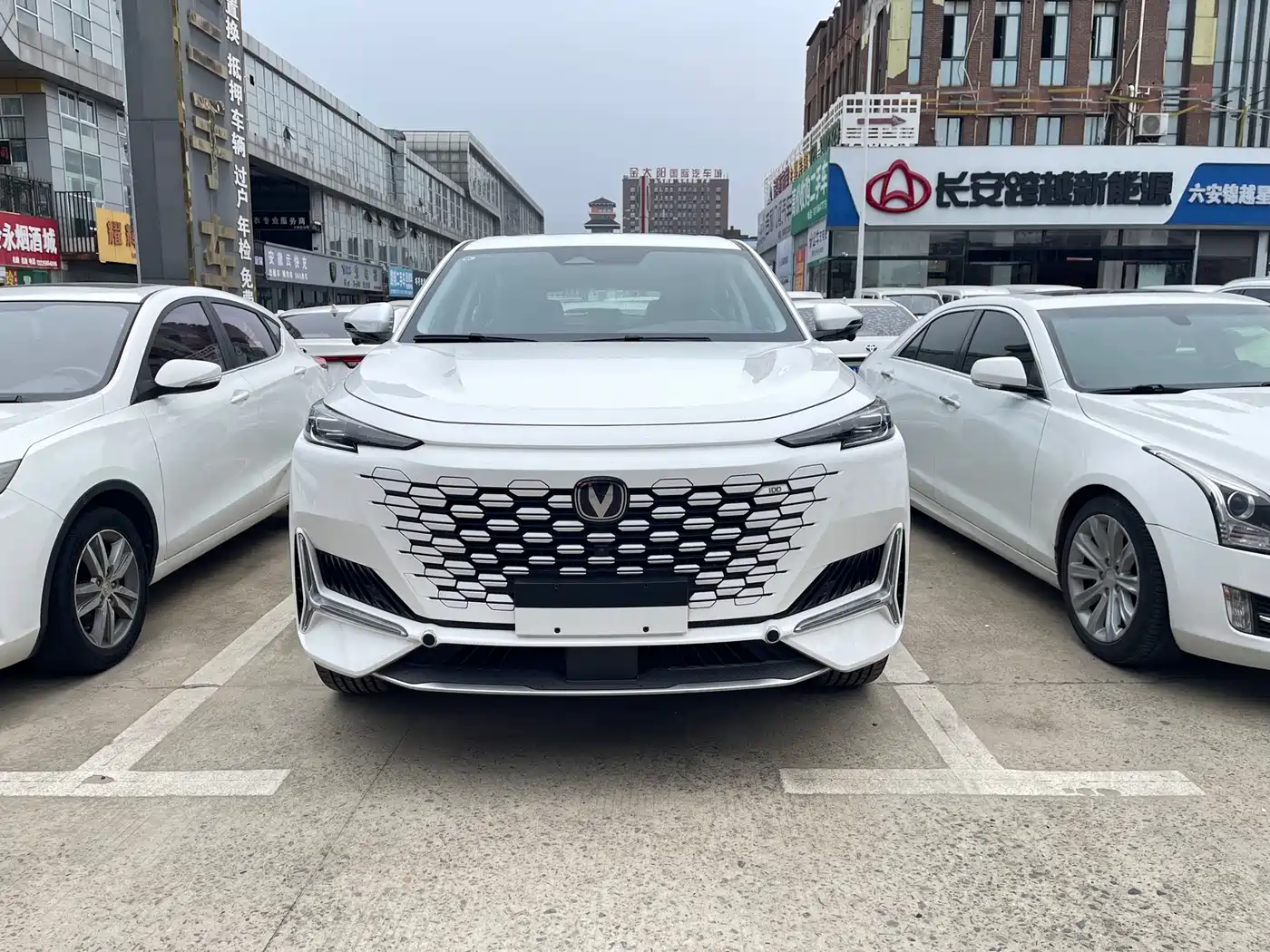 CHANGAN UNI K SMART IDD