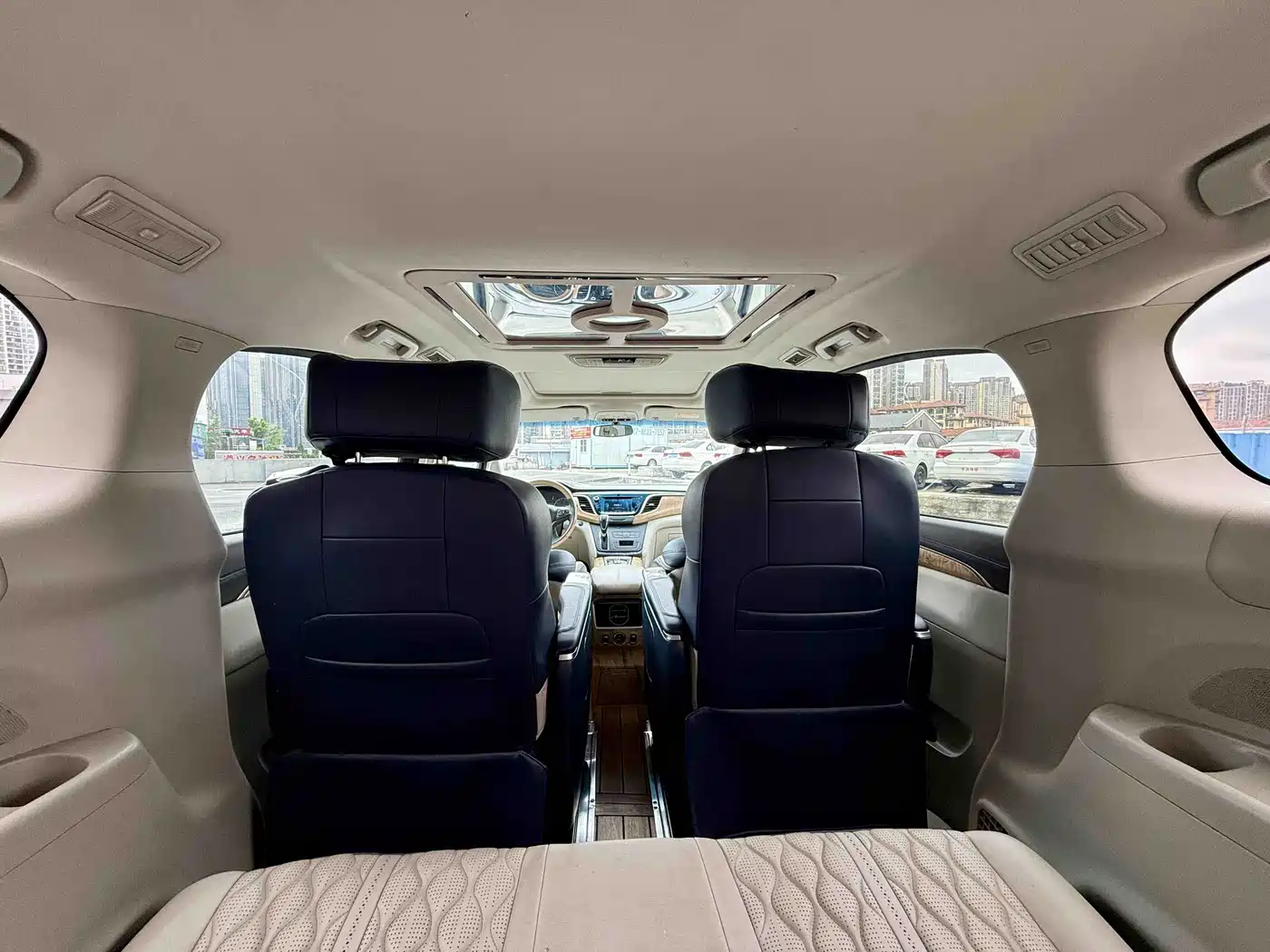 Buick GL8 2017 ES 28T Comfort Type China V фото 11