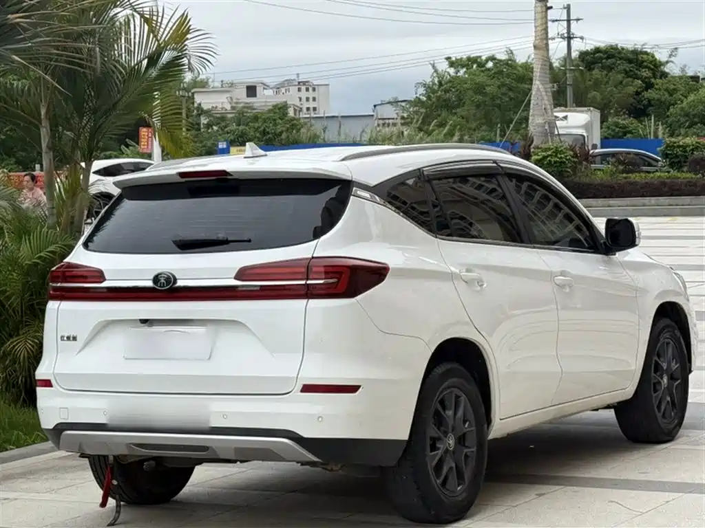 BYD Song 2021 Classic 1.5T Auto Elite фото 5