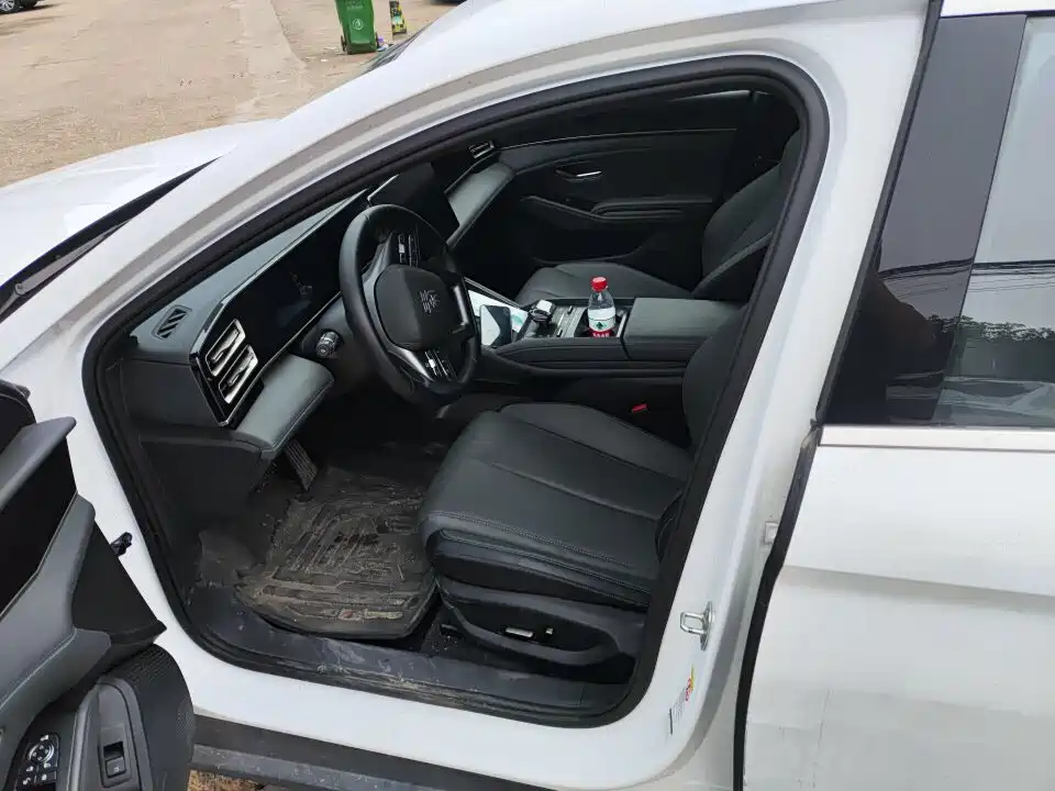 BYD Qin L 2025 DM-i Smart Drive Edition 120KM Surpassing фото 5