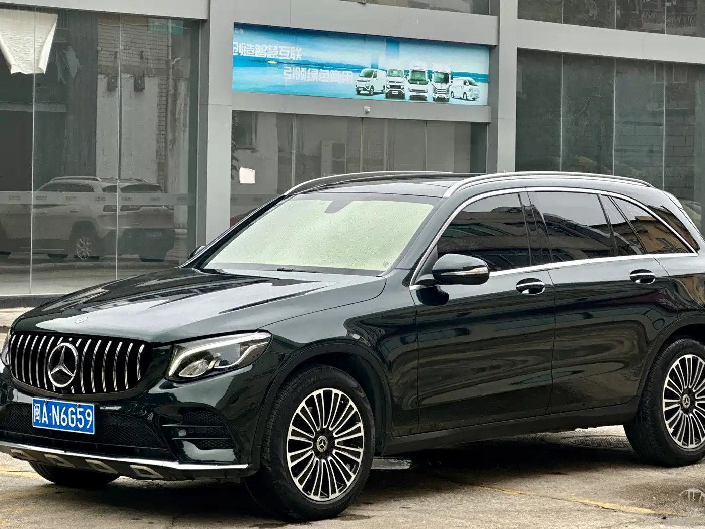 Mercedes-Benz GLC 2019 GLC 260 L 4MATIC Dynamic