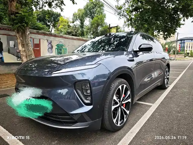 NIO ES8 2023 75kWh Executive Edition