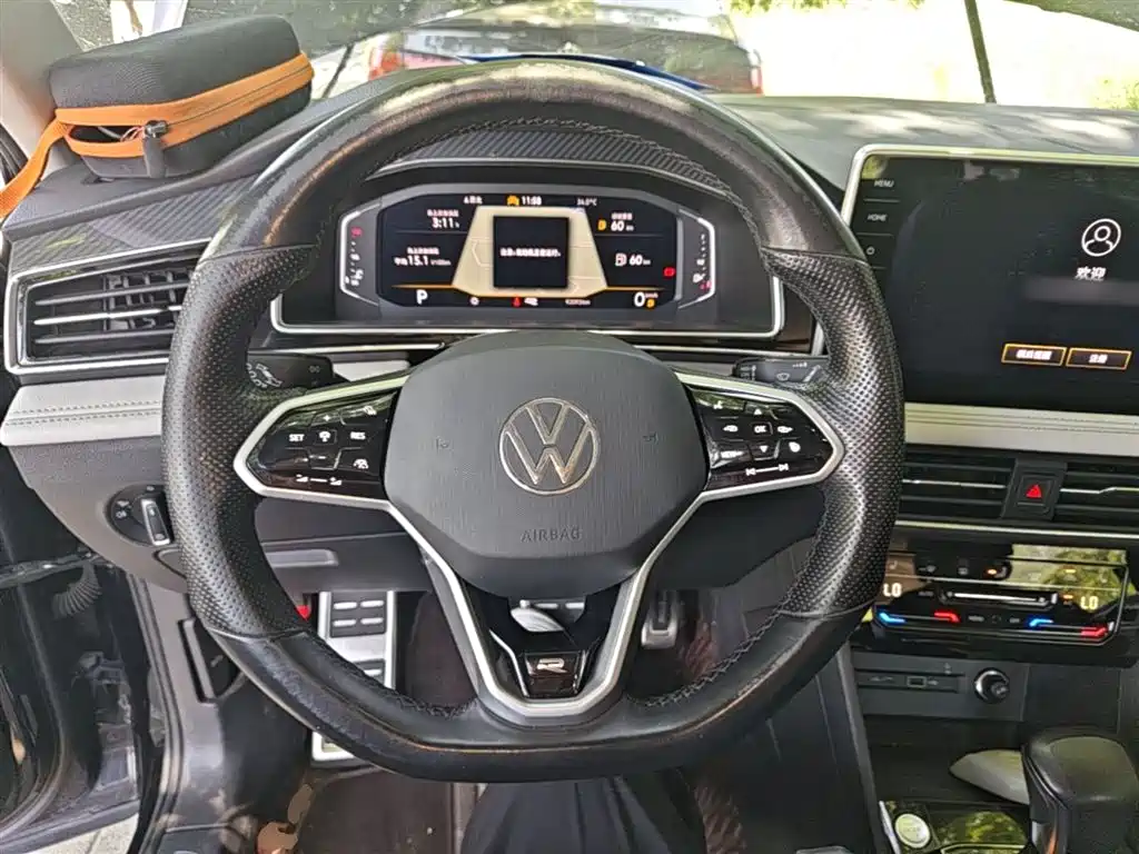 Volkswagen Tiguan L 2023 330TSI Auto 2WD R-Line Premium Edition фото 11