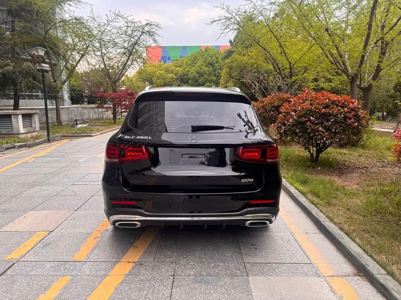 Mercedes-Benz GLC 2020 Facelift GLC 260 L 4MATIC Dynamic фото 12
