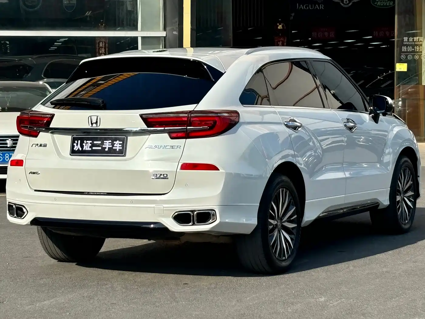 Honda Avancier 2020 370TURBO 4WD Premium Edition (Two-tone) фото 3