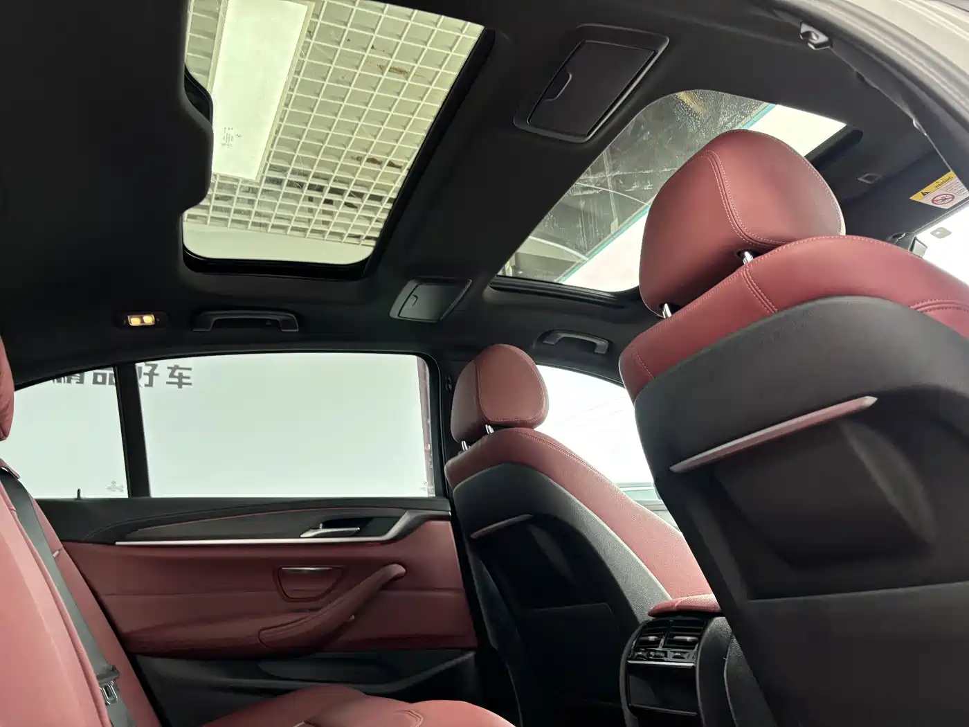 Фото 29 - BMW 5 Series