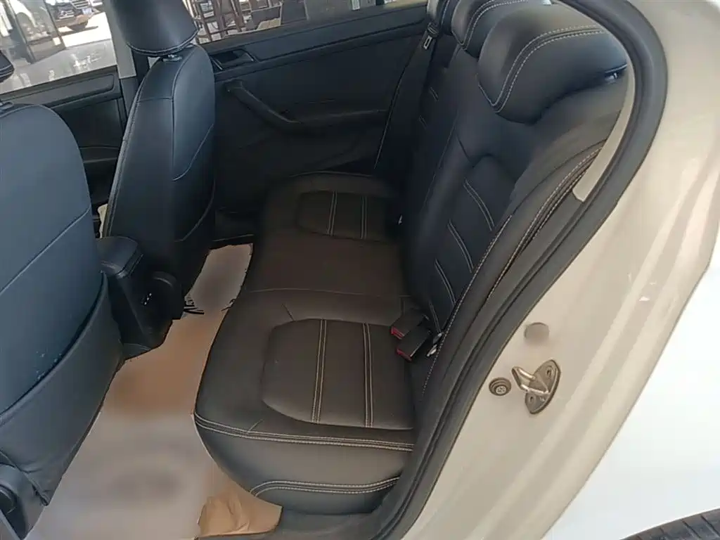 Volkswagen Santana 2019 1.5L Manual Trend China VI фото 17