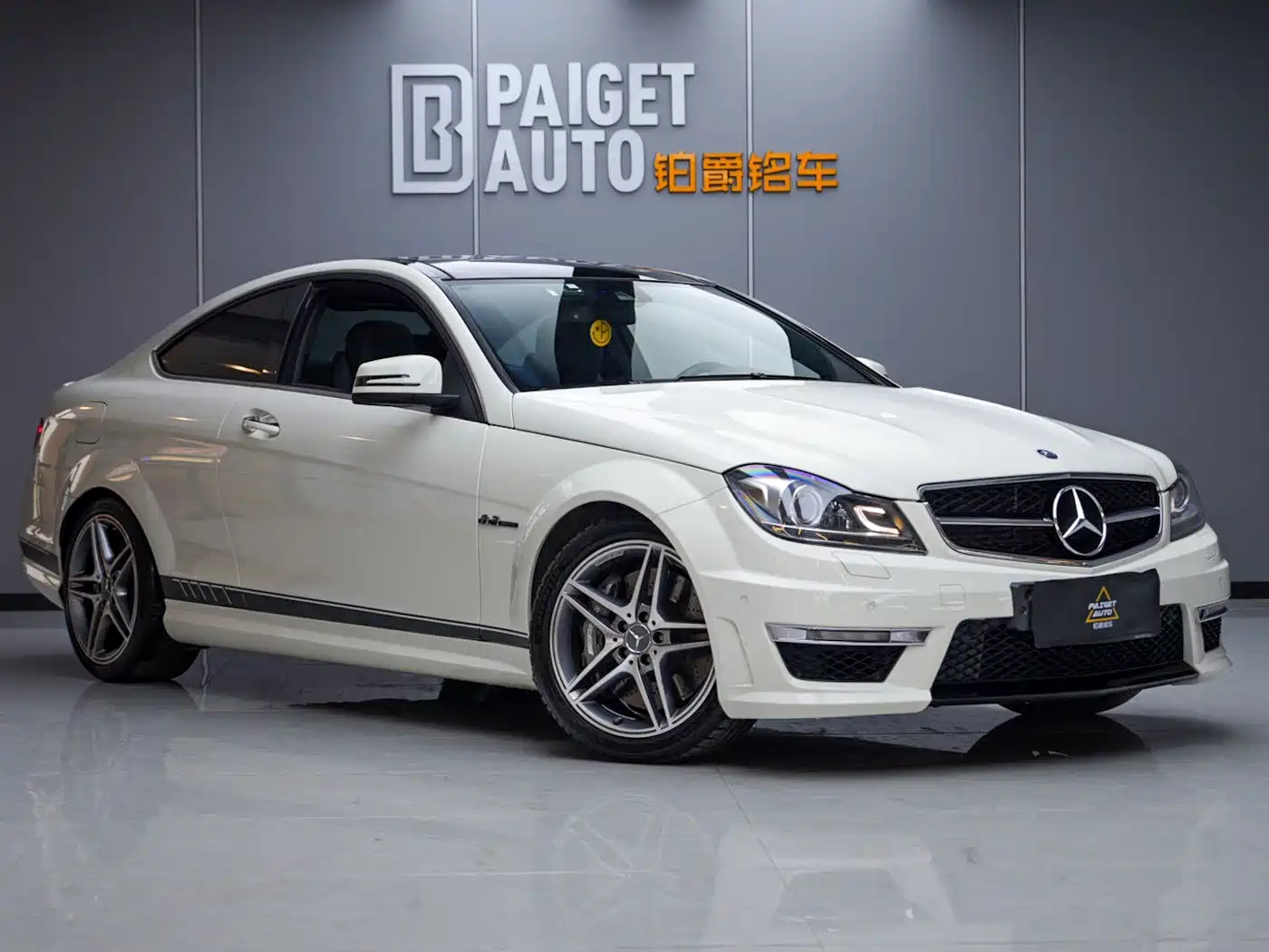 Mercedes-Benz C-Class AMG 2012 AMG C 63 Coupe Dynamic фото 2