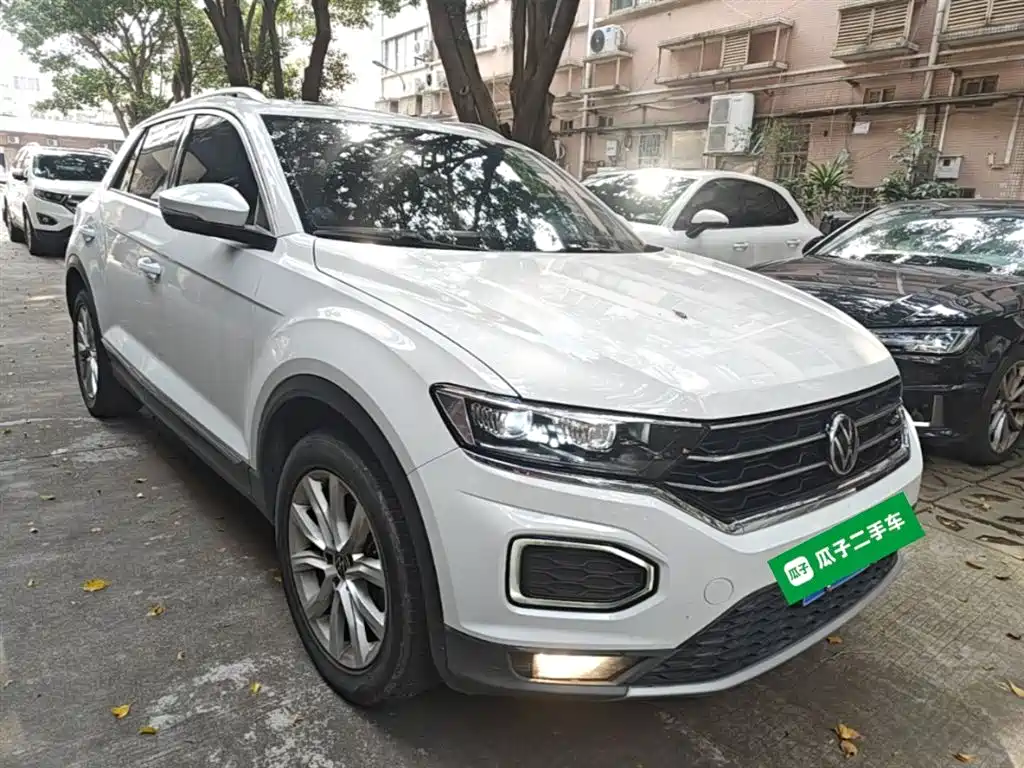 VOLKSWAGEN T-ROC EXPLORING SONGS