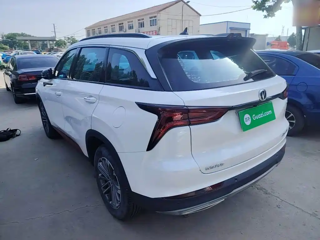 Фото 23 - Changan CS75 PLUS