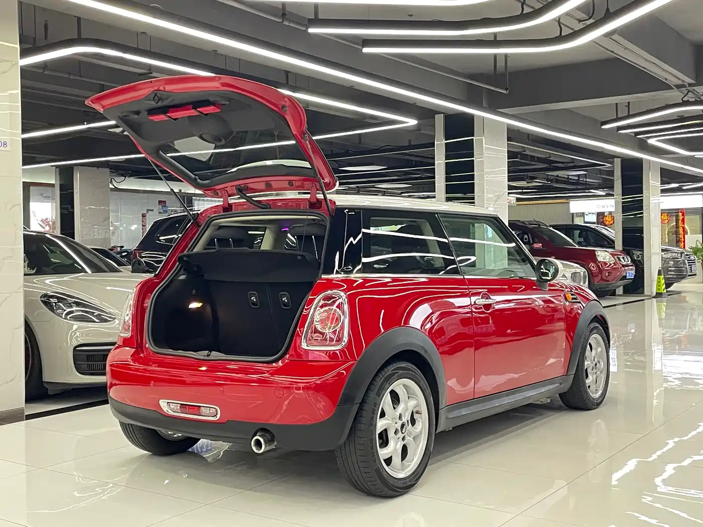MINI MINI 2012 2011 1.6L COOPER Fun