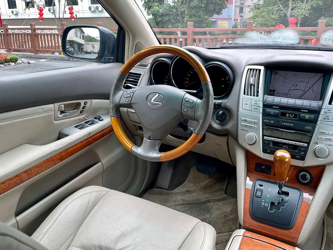Lexus RX Classic 2006 350 фото 11