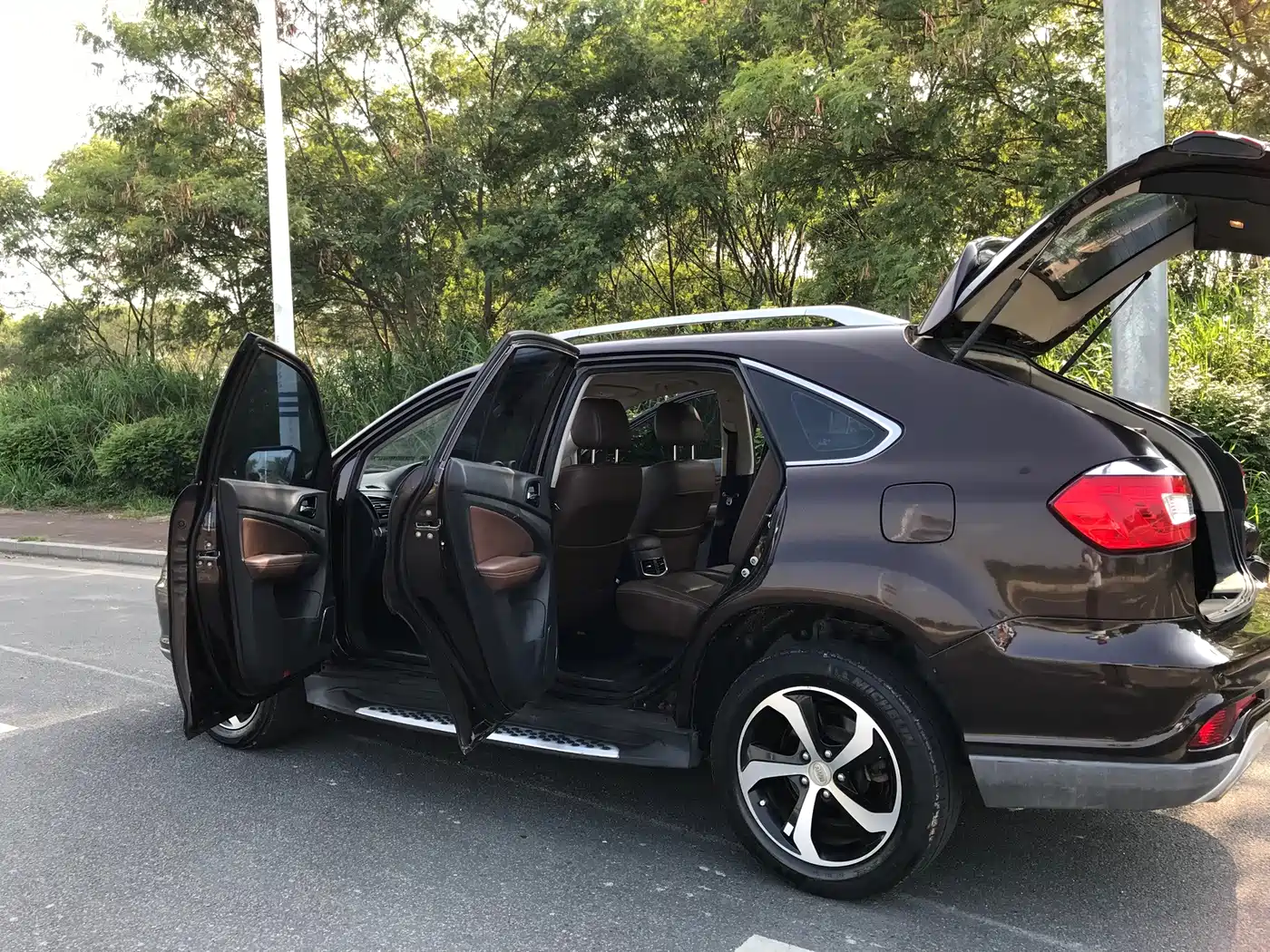BYD S7 2015 2015 2.0T Upgrade Automatic Flagship