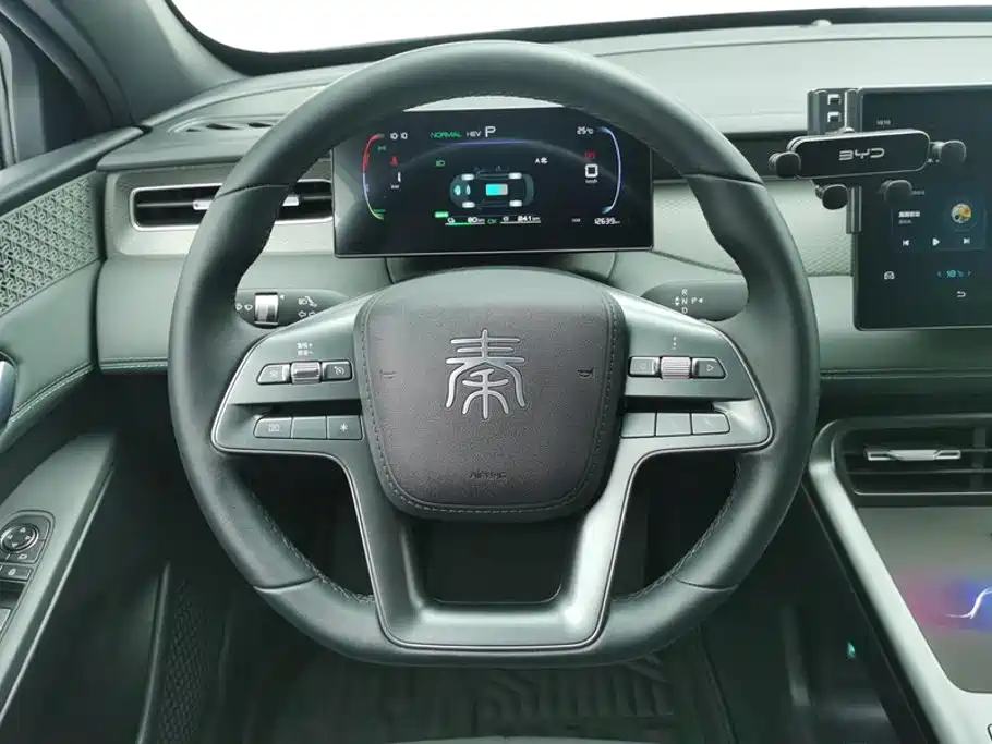 BYD Qin PLUS 2026 2026 DM-i Smart Edition 128KM Progressive