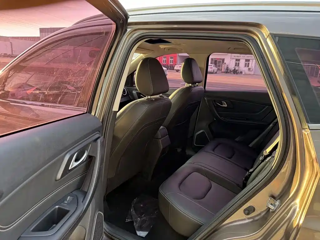 Besturn X40 2018 2018 Internet Celebrity Edition 1.6L Manual Luxury