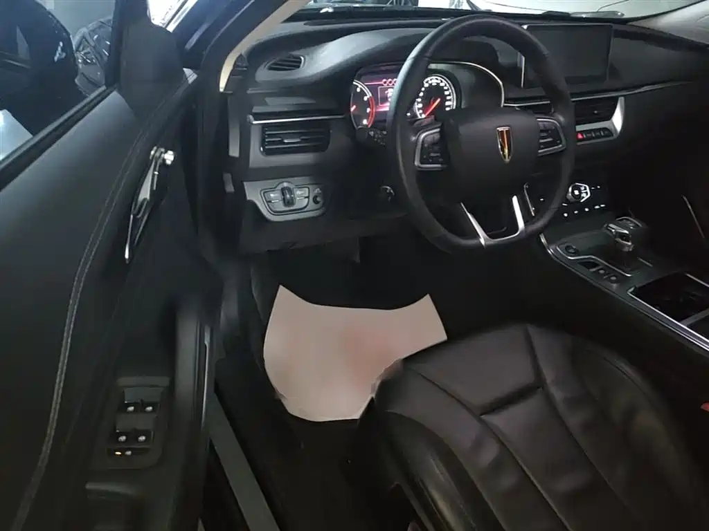 Hongqi H5 2022 Classic Facelift 1.5T DCT Flag Rhythm Edition фото 11