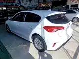 Фото 5 - Ford Focus