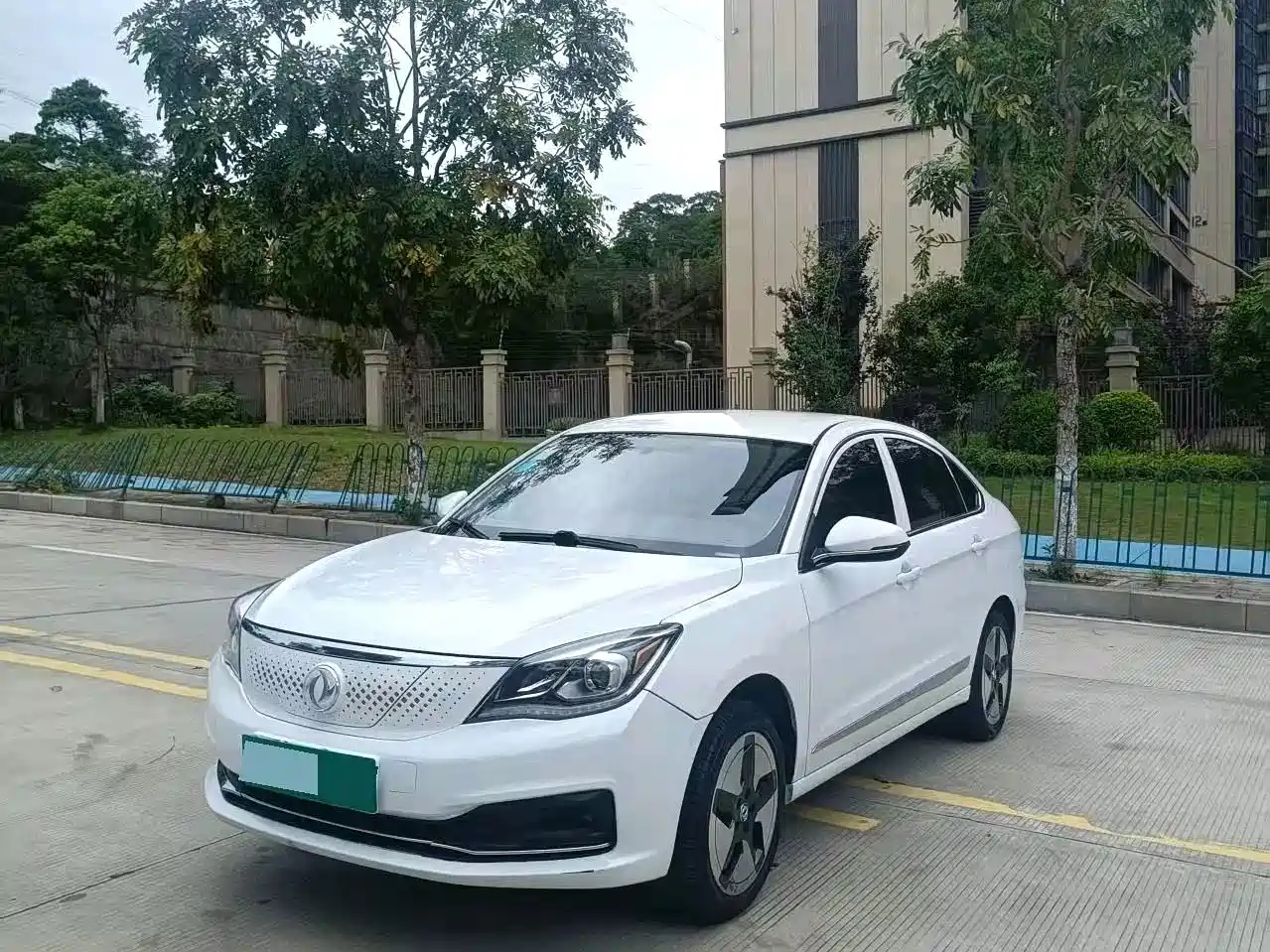 Dongfeng Aeolus Dongfeng Fengshen E70 2022 2021 360H Battery Swap Version