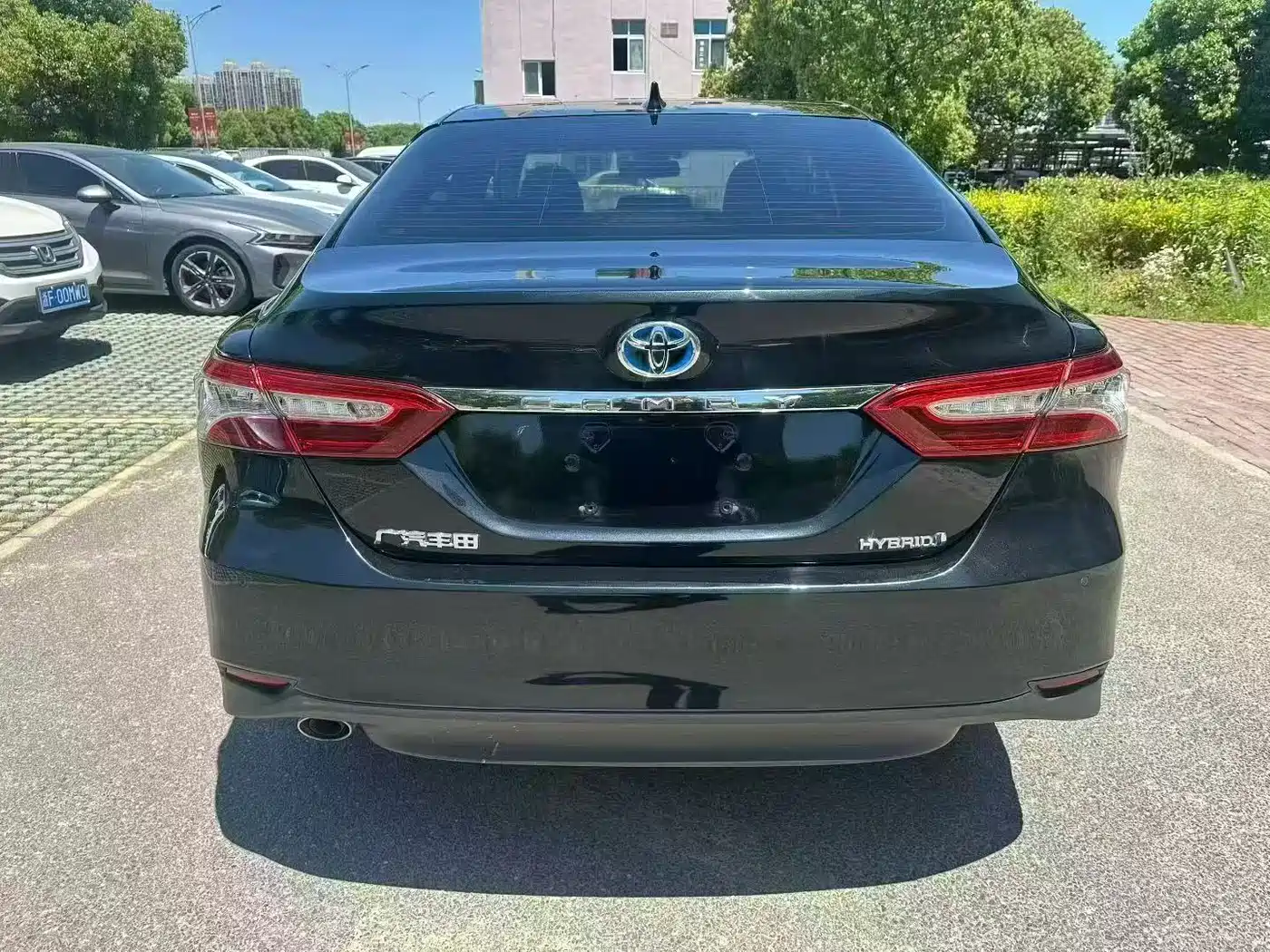 Toyota Camry 2021 Hybrid 2.5HG Luxury Edition фото 9