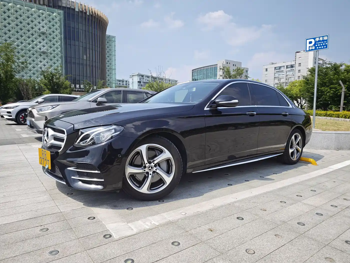 Mercedes-Benz E-Class 2017 E 300 L Sport Fashion