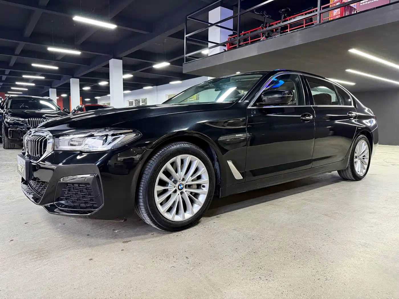 BMW 5 Series 2018 530Li Leading Luxury Package