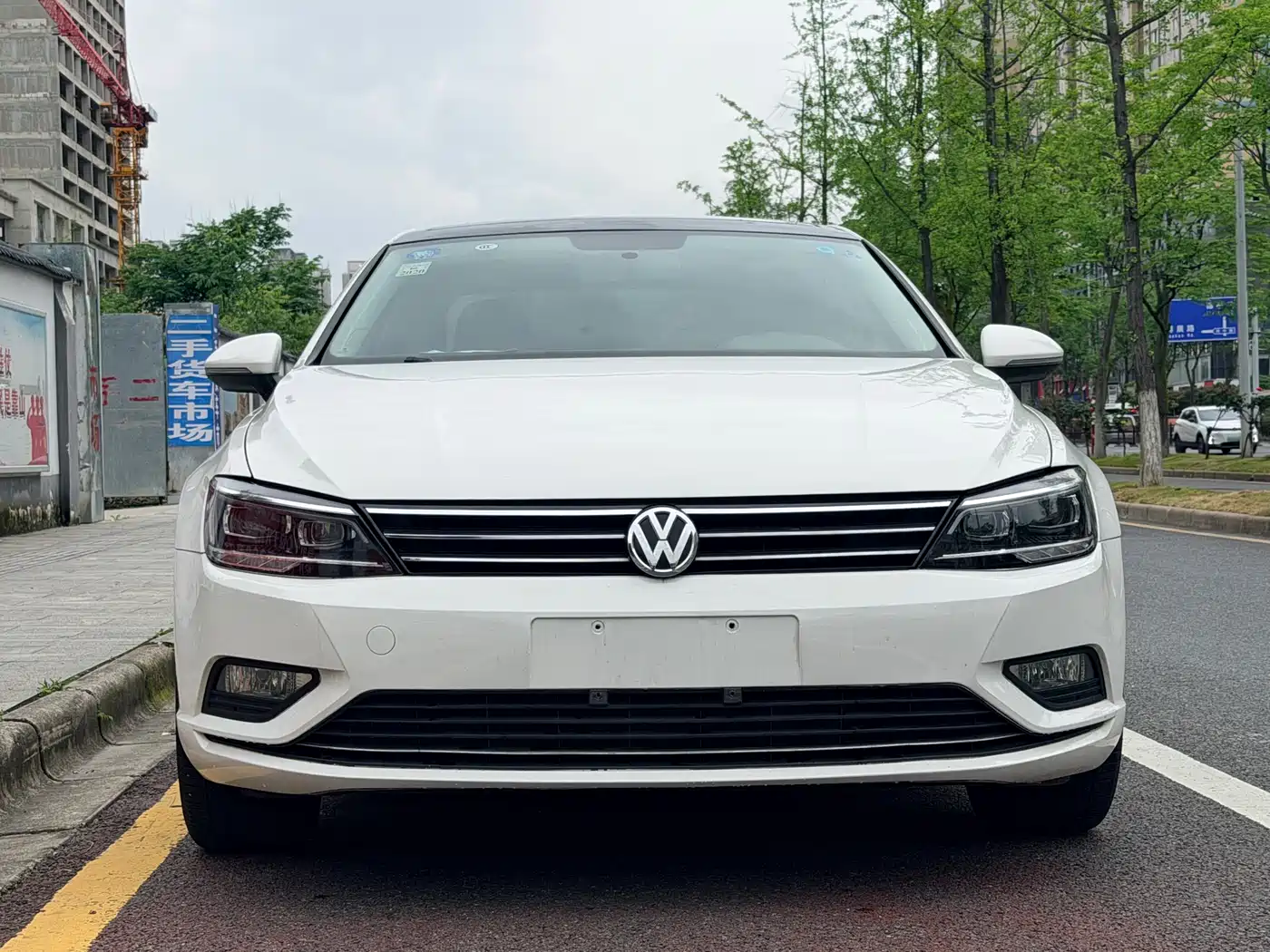 Volkswagen Lamando 2015 280TSI DSG Comfort фото 2